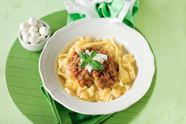 Pappardelle al ragù di pecora e un vino Veneto