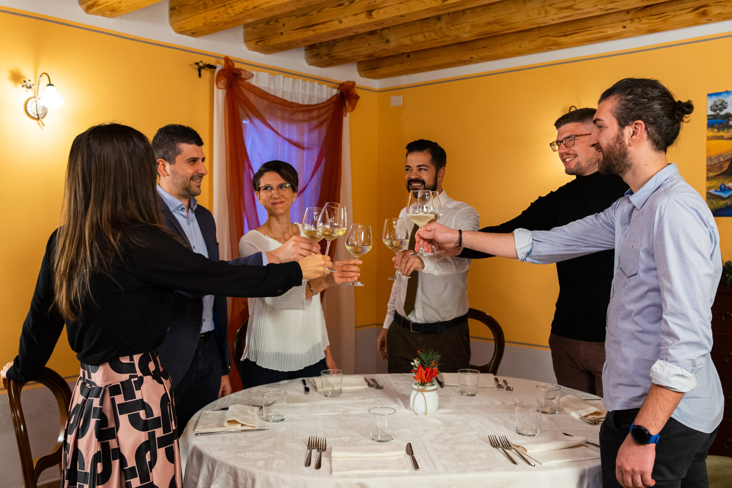 Stai organizzando il pranzo o la cena aziendale natalizia?